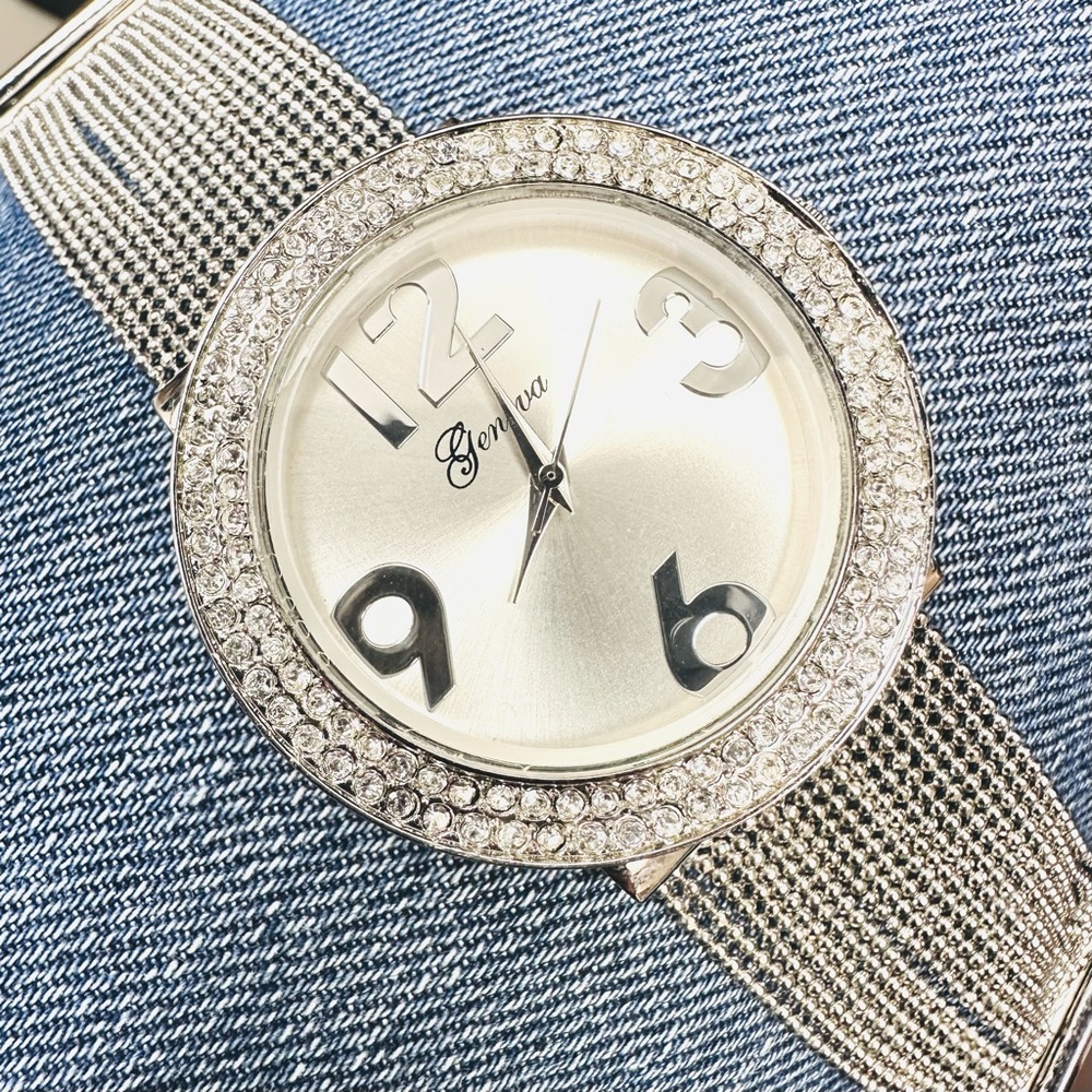 Geneva Silver Bracelet with Crystal Bezel and multi strands bracelet watch - Picture 5 of 5